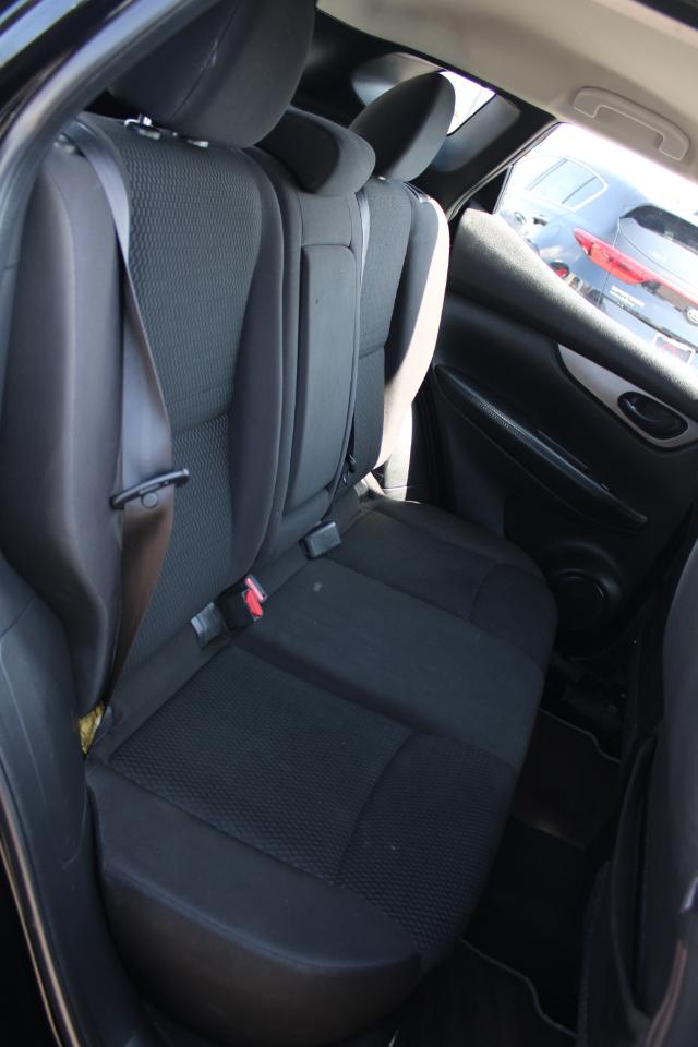 Nissan Rogue Sport AWD S 2017