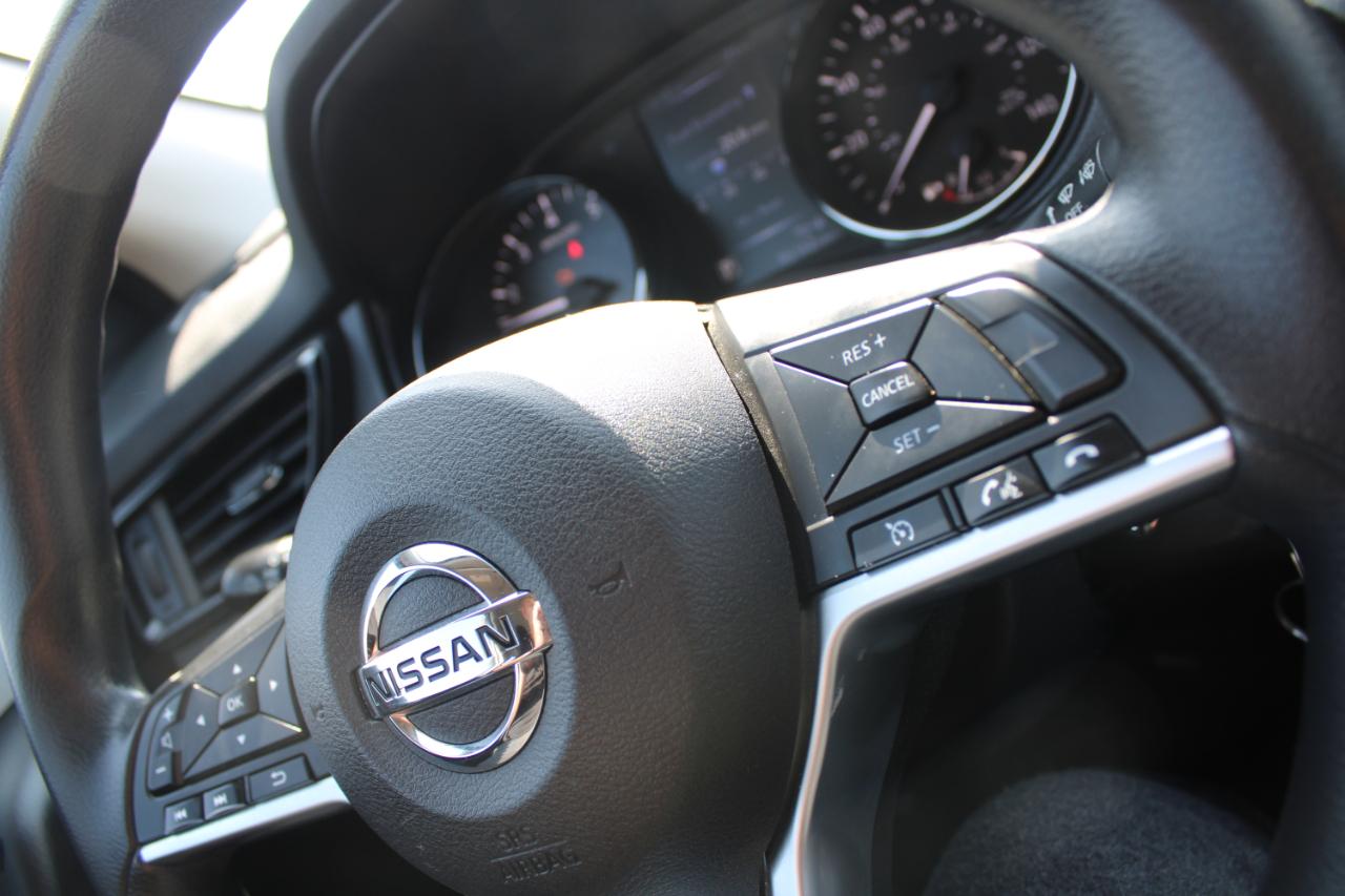 Nissan Rogue Sport AWD S 2017