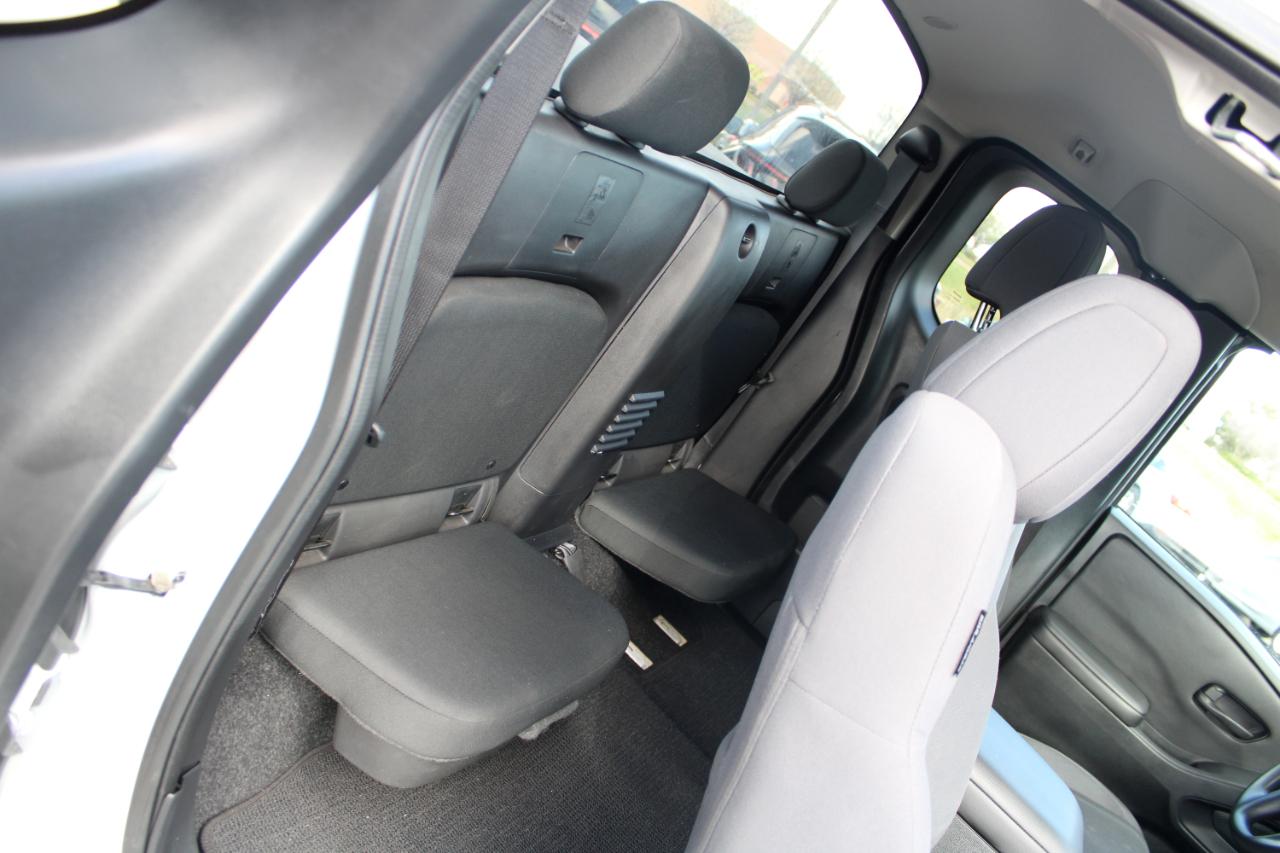 Nissan Frontier King Cab 4x2 S Auto 2023