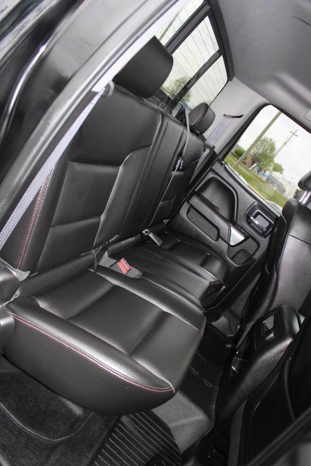 GMC Sierra 1500 4WD Double Cab 143.5" SLT 2015