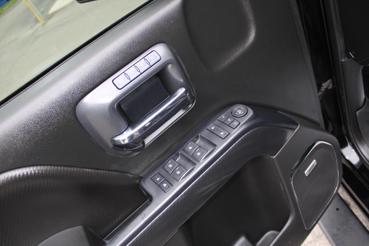 GMC Sierra 1500 4WD Double Cab 143.5" SLT 2015