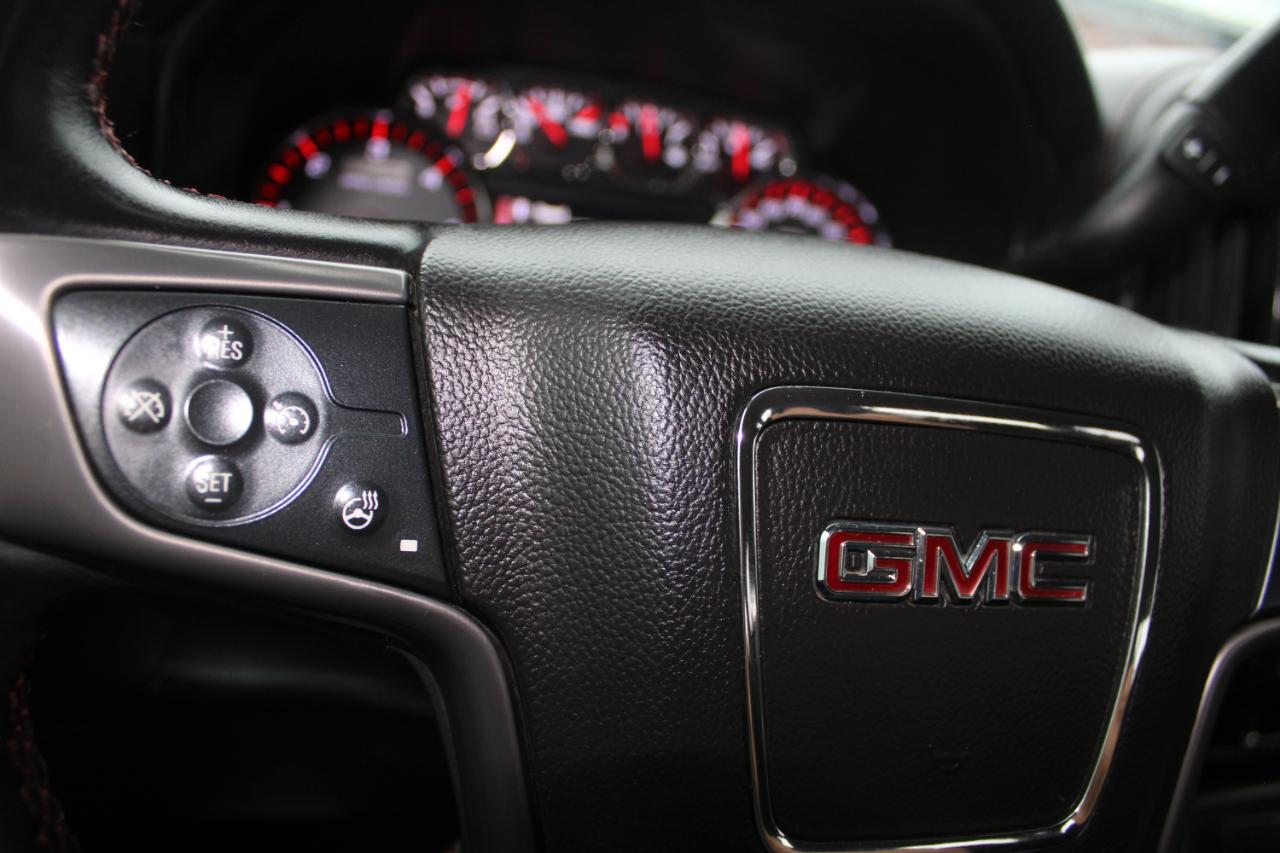 GMC Sierra 1500 4WD Double Cab 143.5" SLT 2015