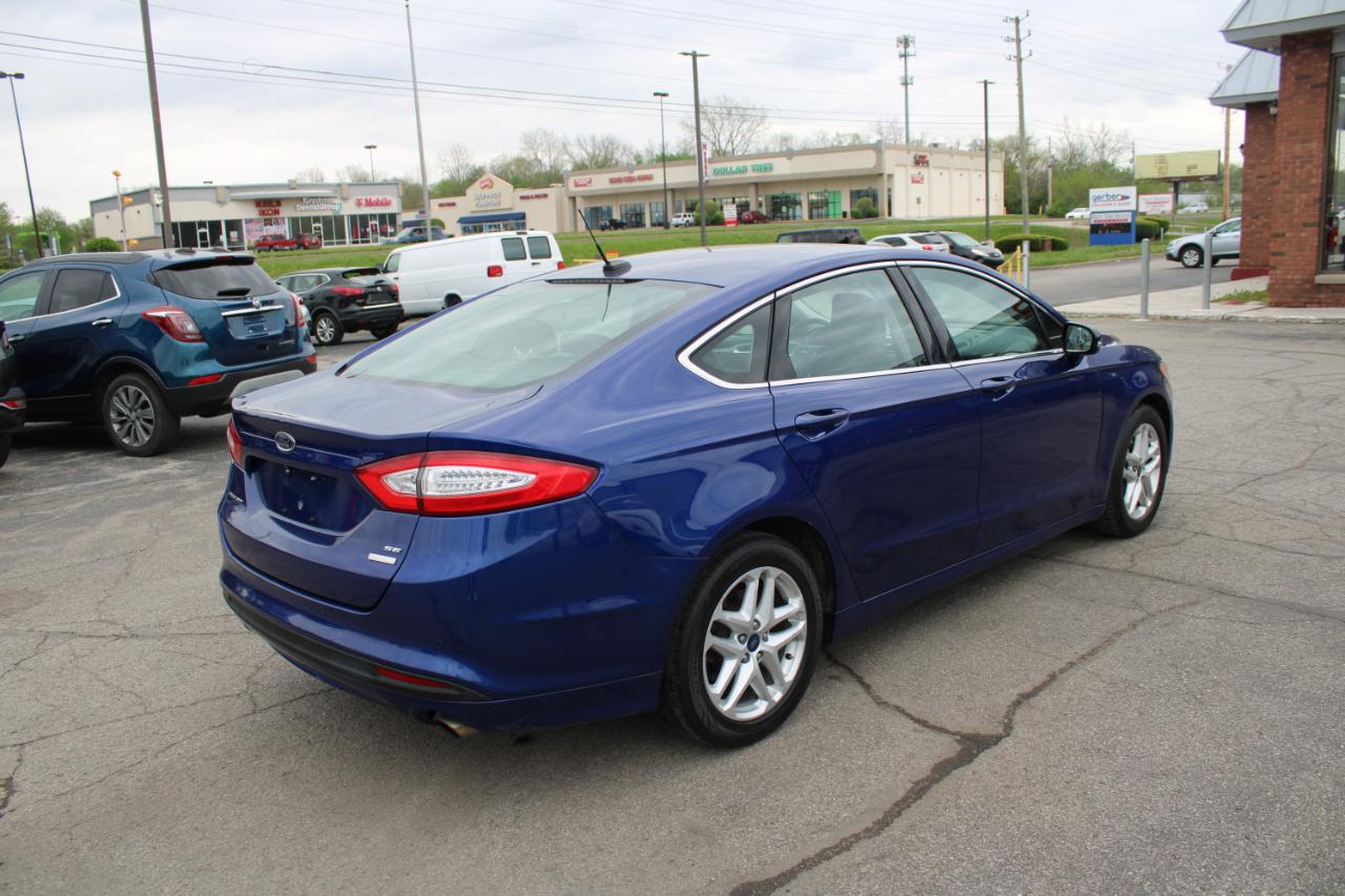 Ford Fusion 4dr Sdn SE FWD 2016