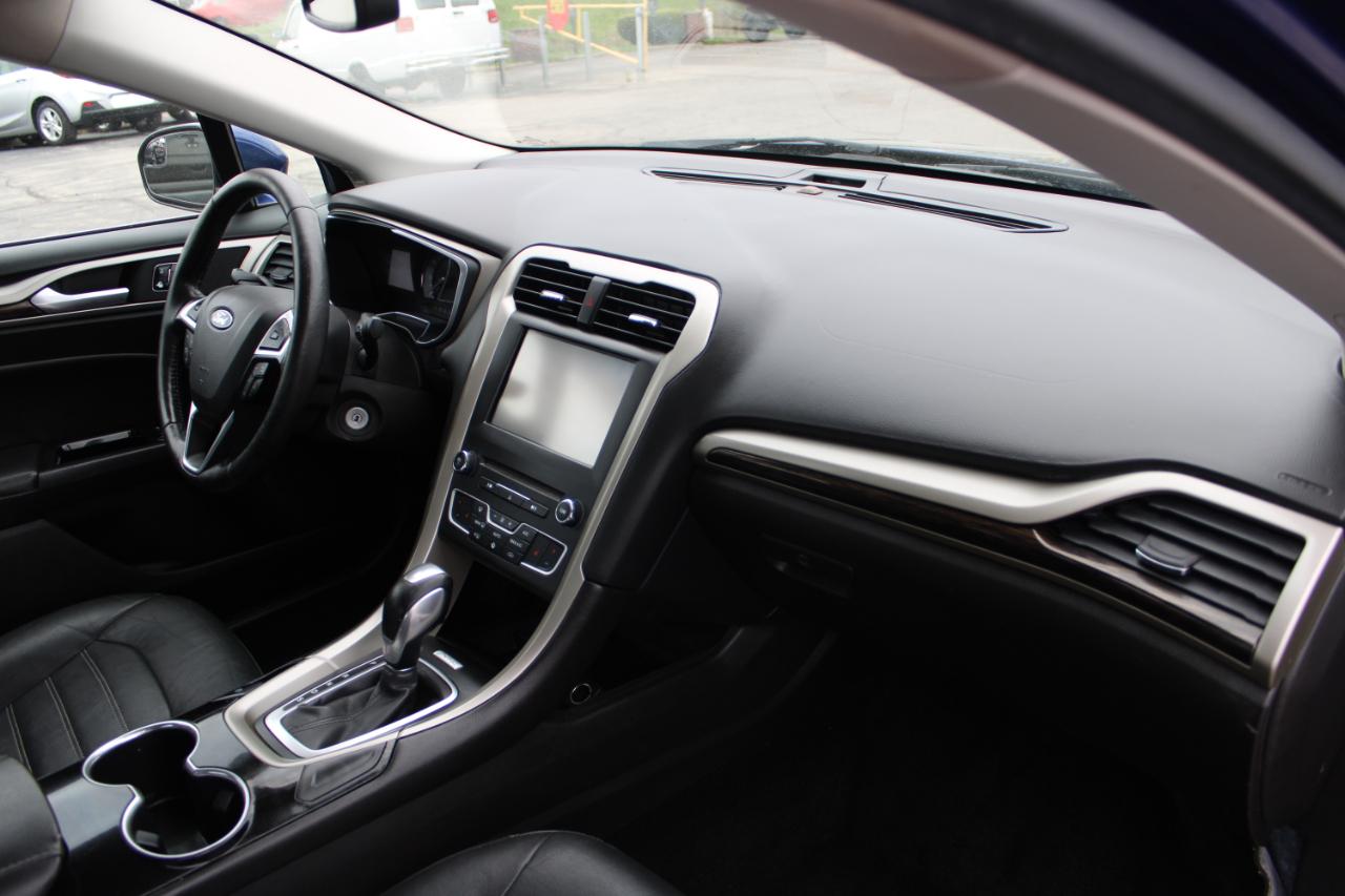 Ford Fusion 4dr Sdn SE FWD 2016