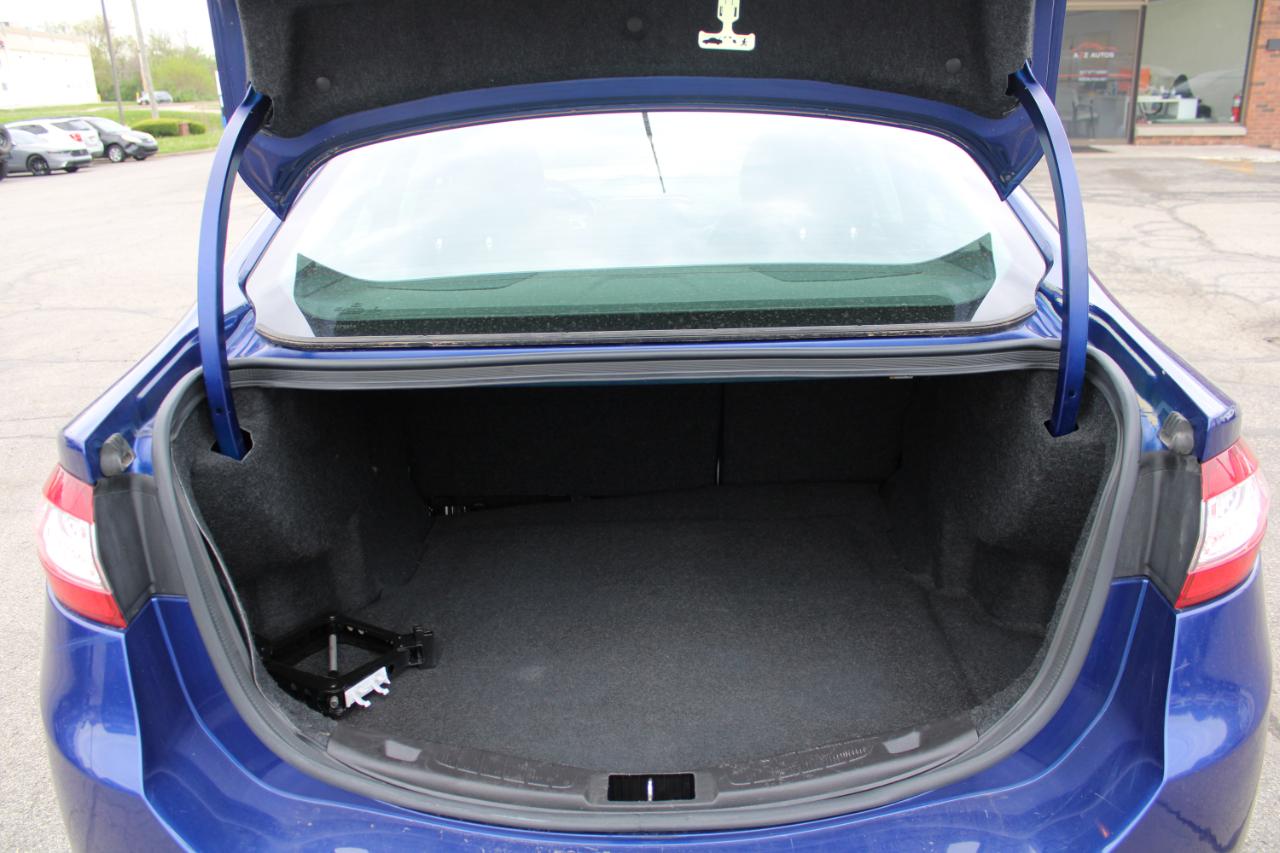 Ford Fusion 4dr Sdn SE FWD 2016