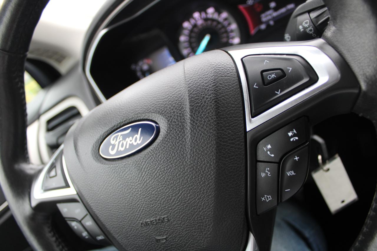 Ford Fusion 4dr Sdn SE FWD 2016