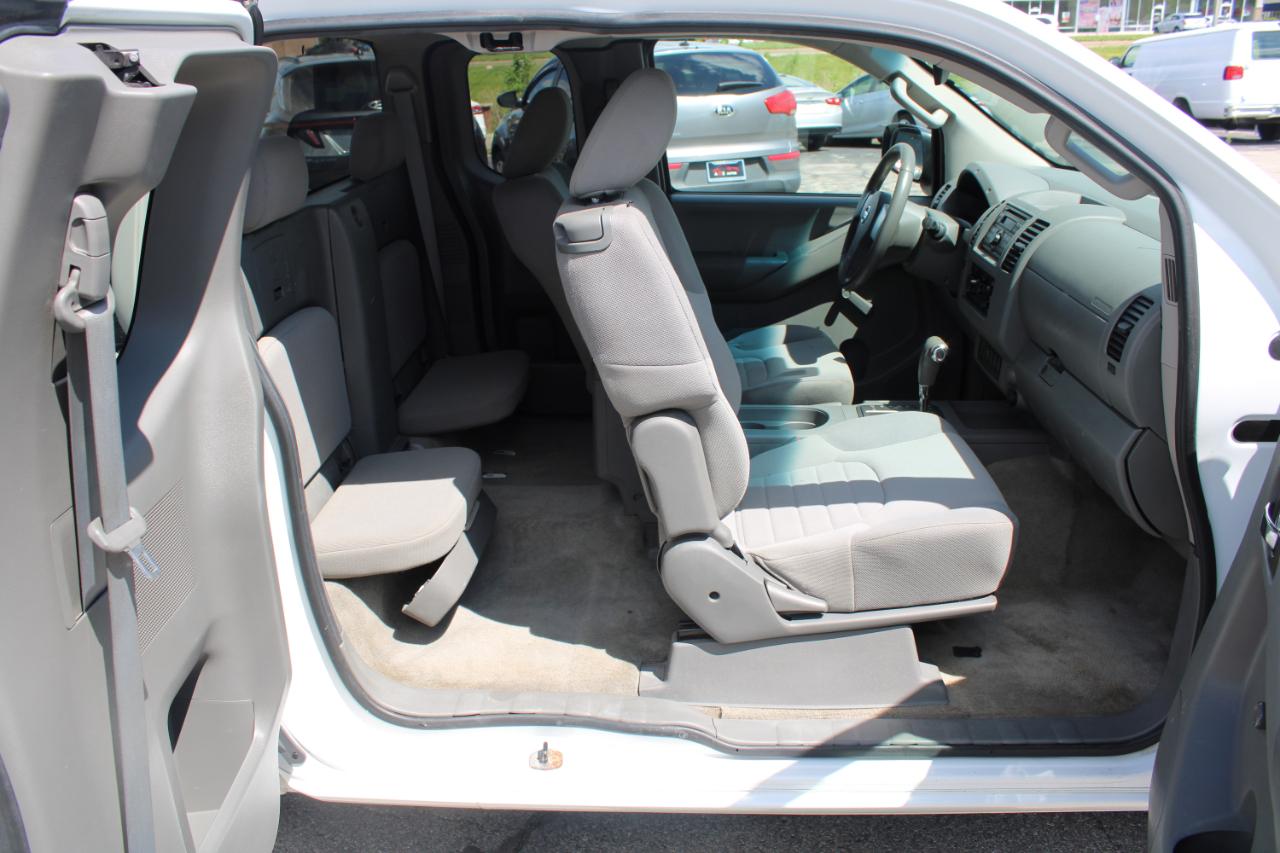 Nissan Frontier 2WD King Cab I4 Auto S 2013