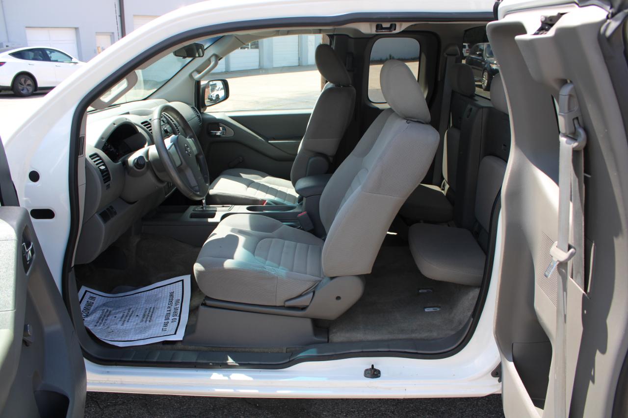 Nissan Frontier 2WD King Cab I4 Auto S 2013