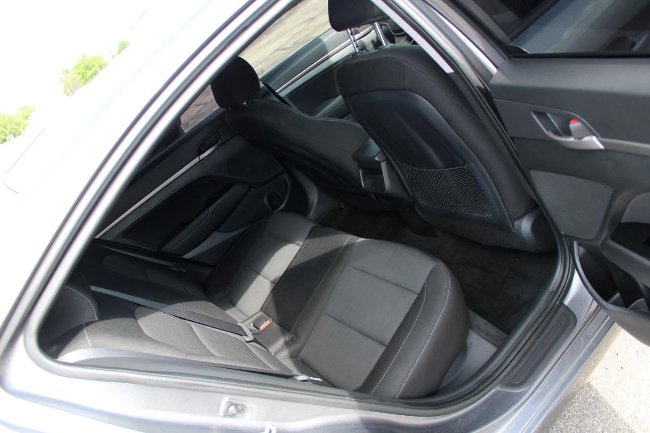 Hyundai Elantra Value Edition 2.0L Auto (Alabama) 2018