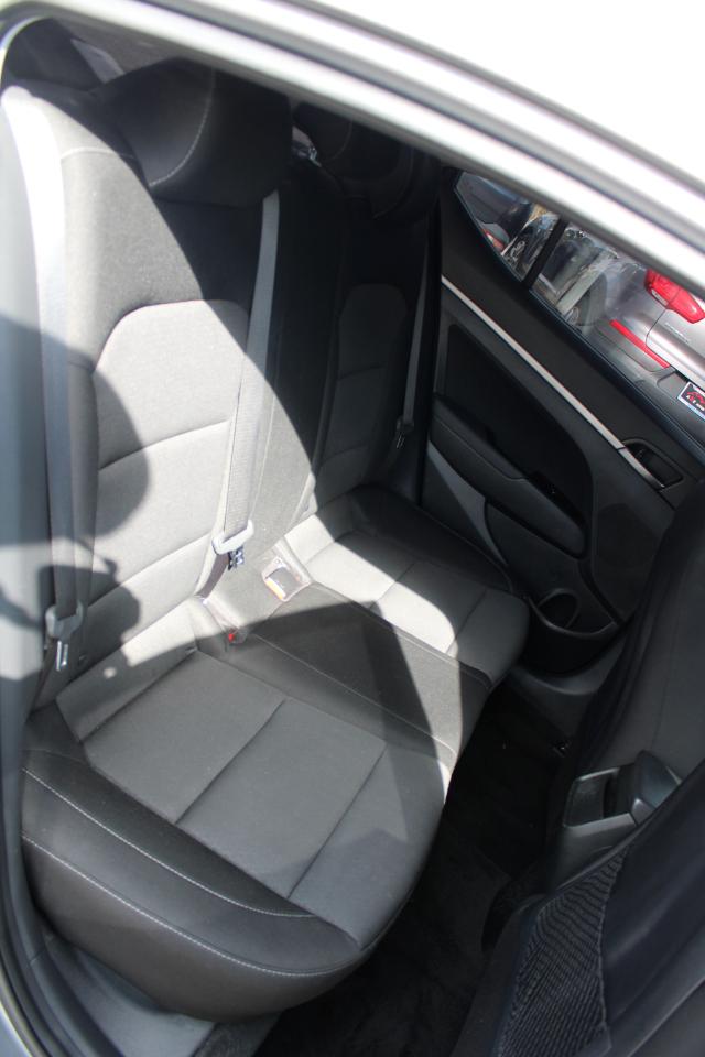 Hyundai Elantra Value Edition 2.0L Auto (Alabama) 2018