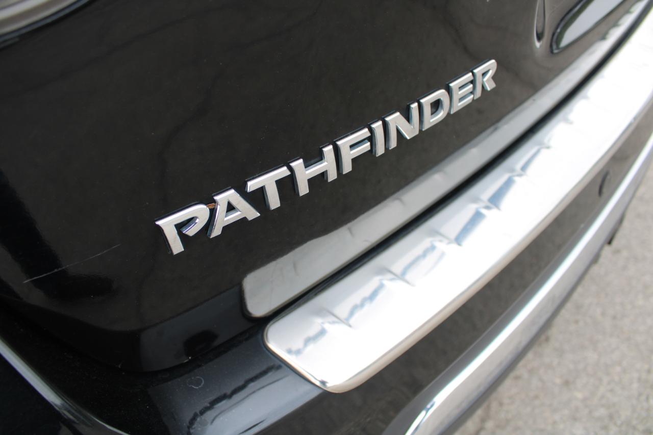 Nissan Pathfinder 4WD 4dr SL 2013