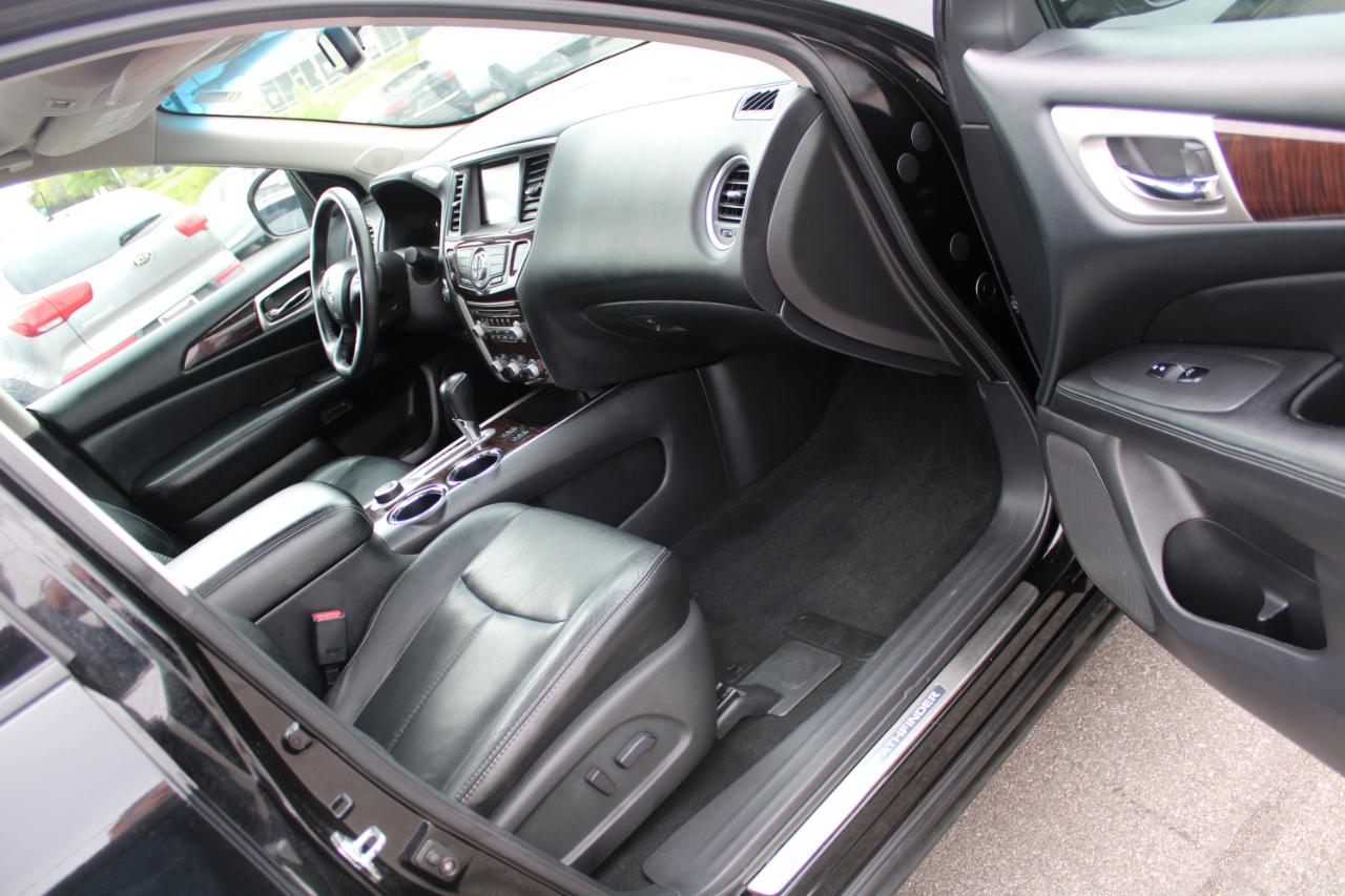 Nissan Pathfinder 4WD 4dr SL 2013