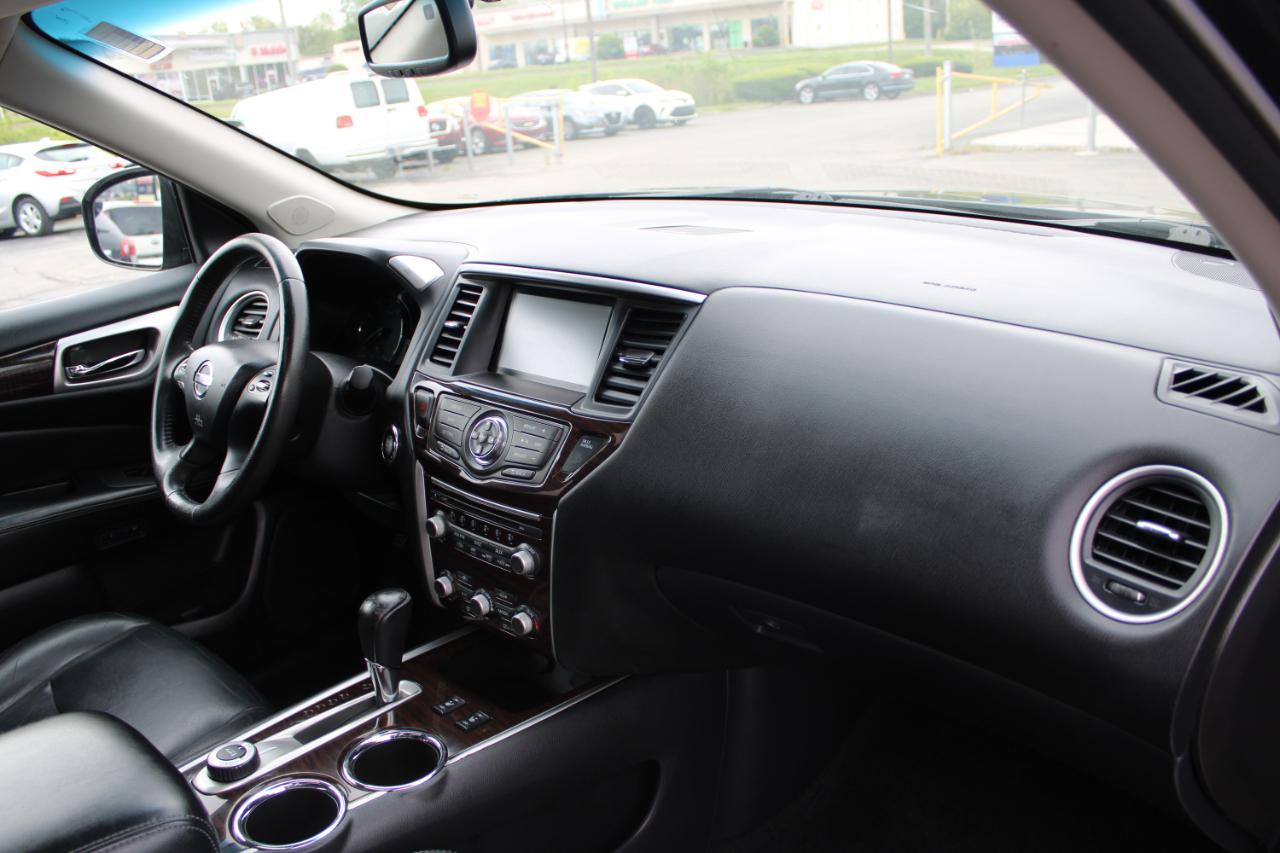 Nissan Pathfinder 4WD 4dr SL 2013