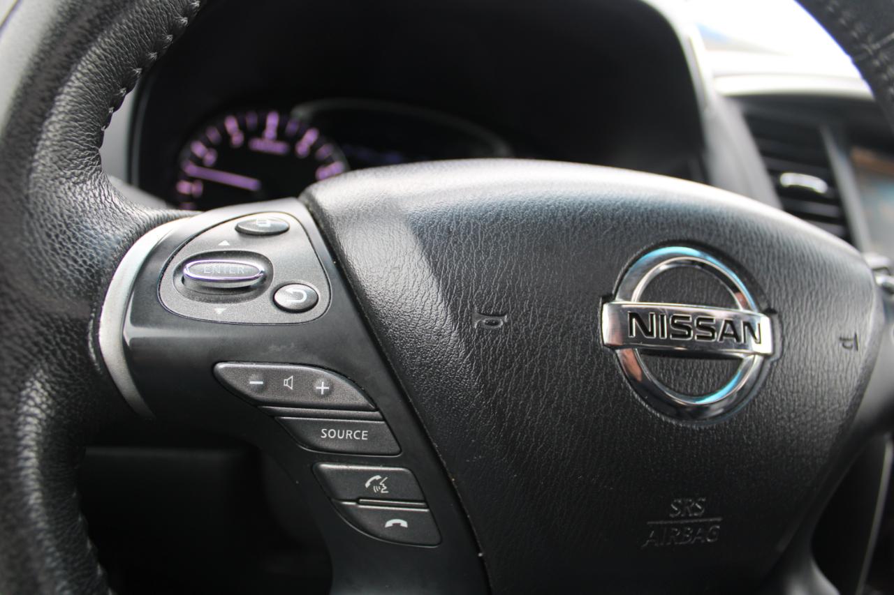 Nissan Pathfinder 4WD 4dr SL 2013