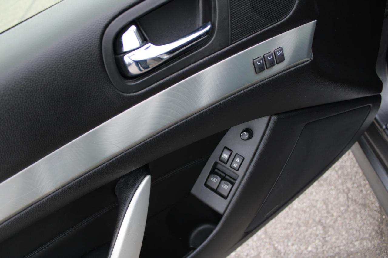 Infiniti Q60 Coupe 2dr Auto AWD 2014