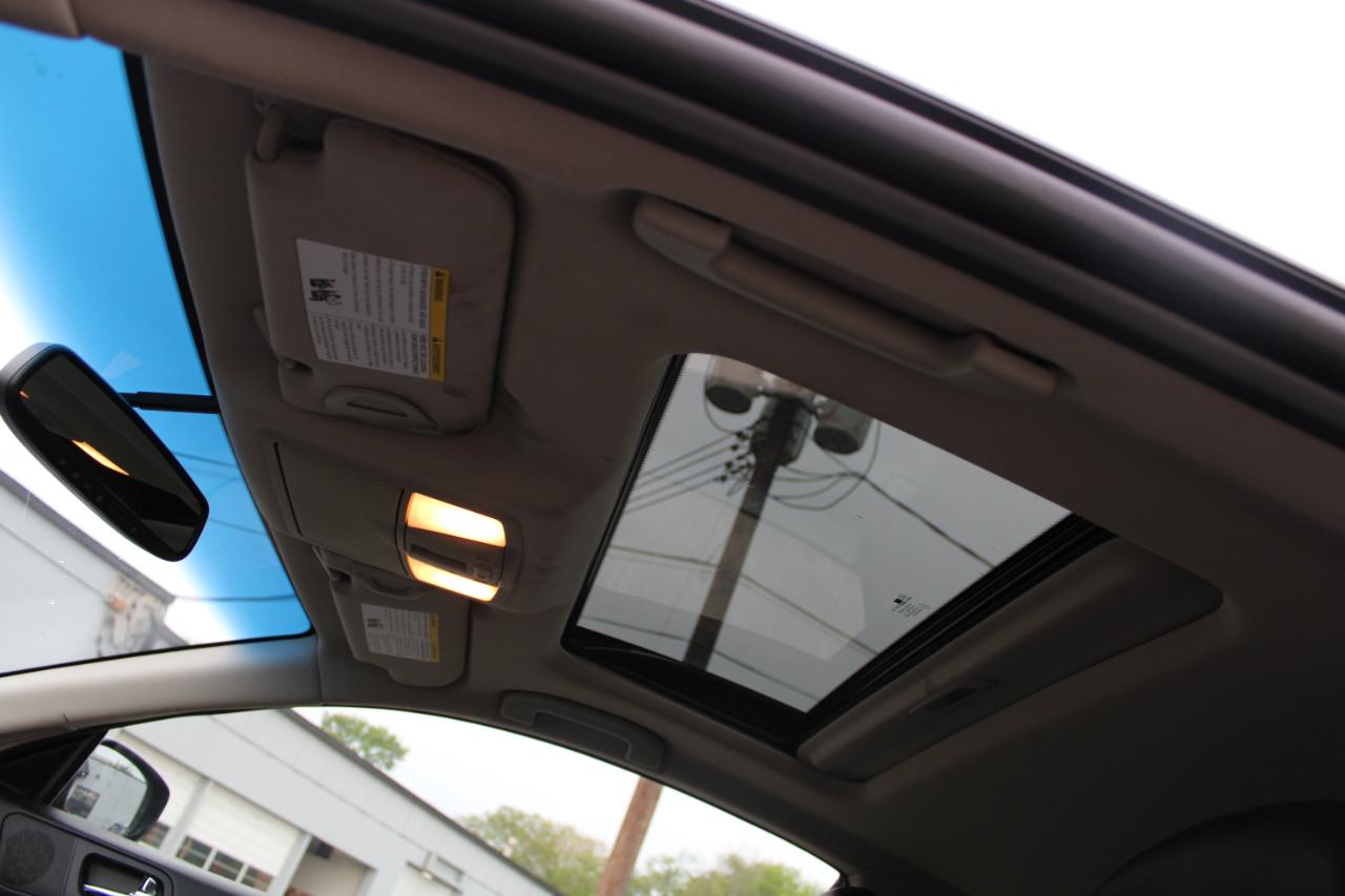 Infiniti Q60 Coupe 2dr Auto AWD 2014