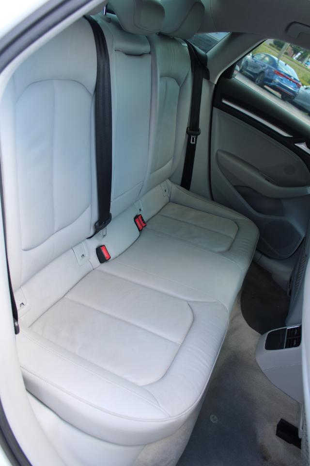 Audi A3 4dr Sdn FWD 1.8T Premium 2015