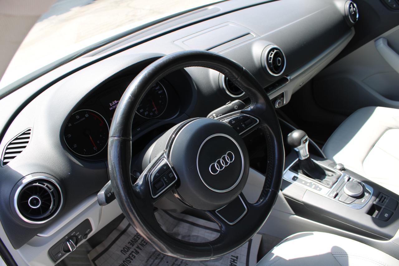 Audi A3 4dr Sdn FWD 1.8T Premium 2015