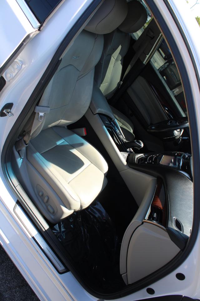 Cadillac CTS Sedan 4dr Sdn 2.0L Turbo Luxury AWD 2015
