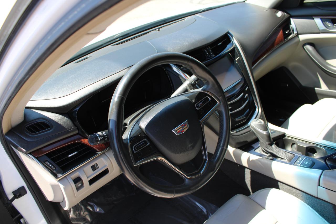 Cadillac CTS Sedan 4dr Sdn 2.0L Turbo Luxury AWD 2015