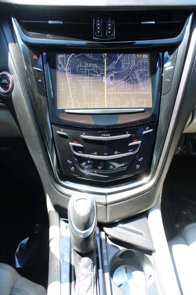 Cadillac CTS Sedan 4dr Sdn 2.0L Turbo Luxury AWD 2015