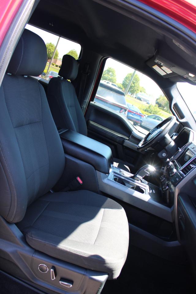 Ford F-150 4WD SuperCrew 145" XLT 2016