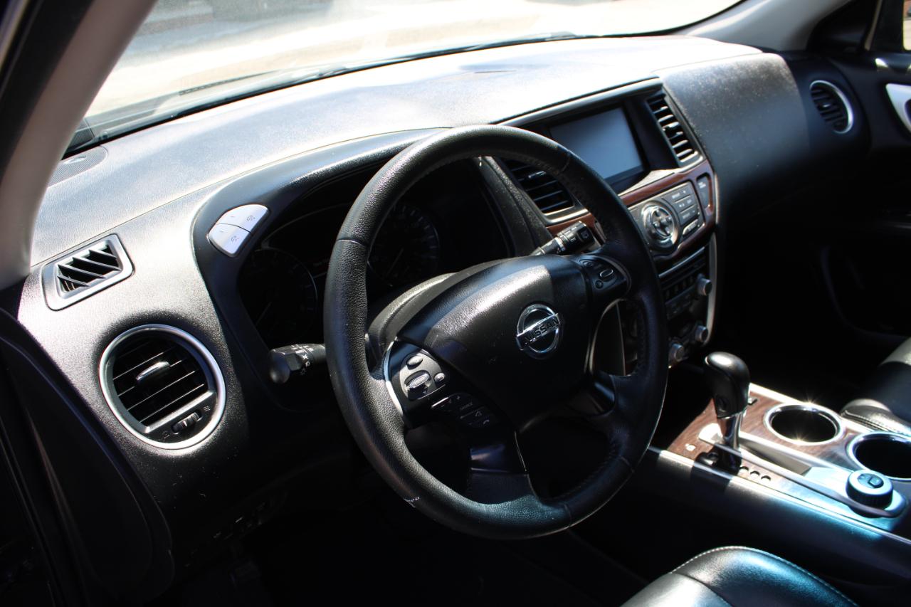 Nissan Pathfinder 4WD 4dr SL 2016