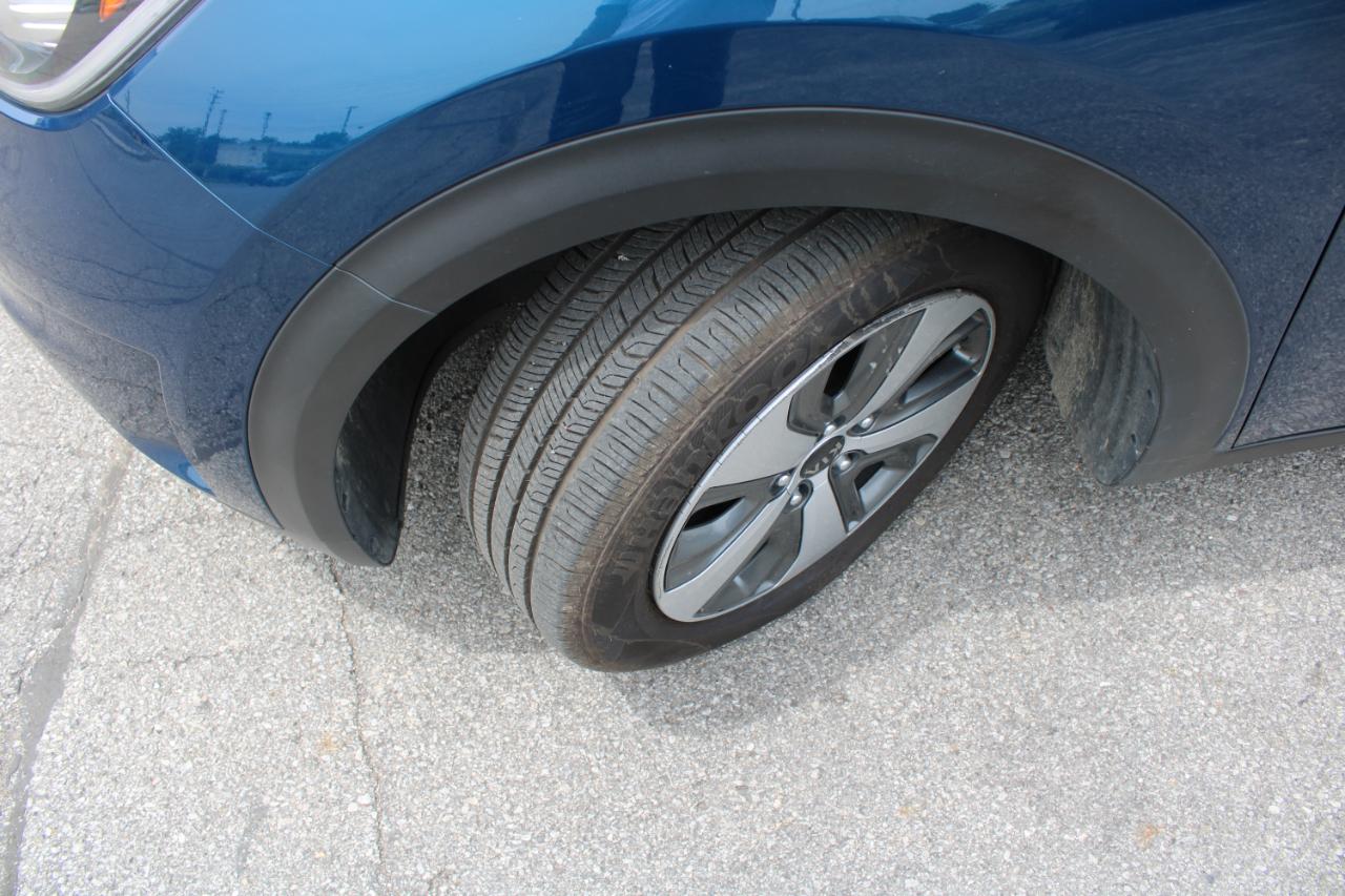 Kia Niro LX FWD 2019