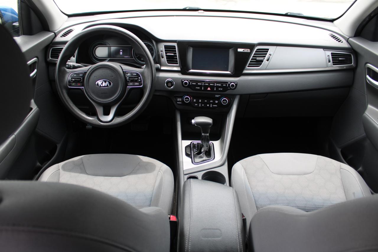 Kia Niro LX FWD 2019