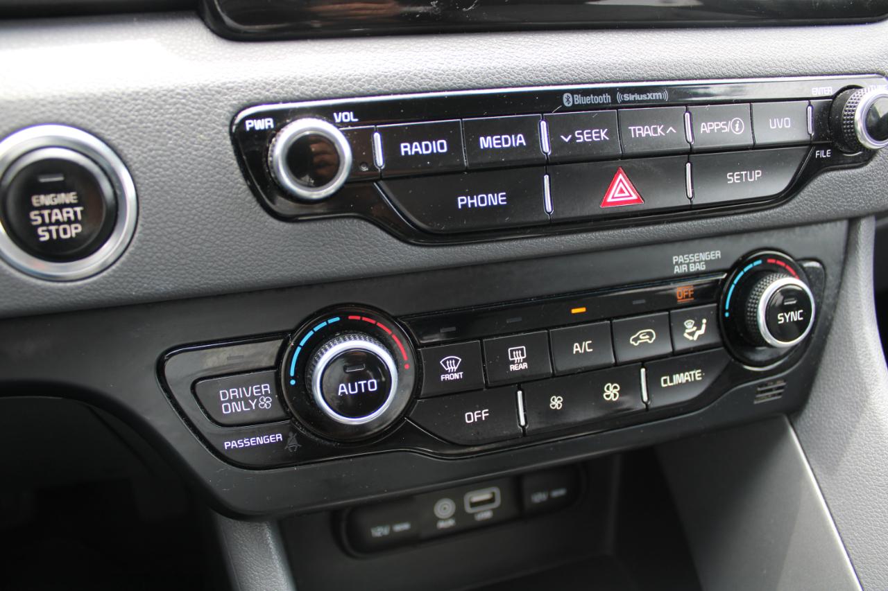 Kia Niro LX FWD 2019