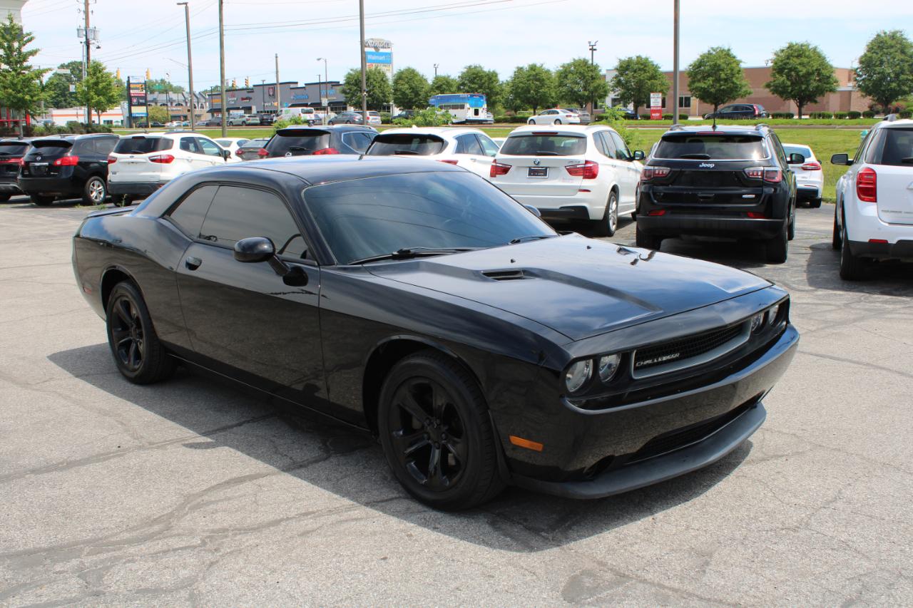 Dodge Challenger 2dr Cpe SXT 2014