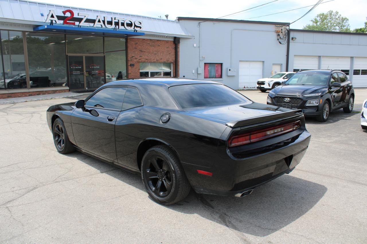 Dodge Challenger 2dr Cpe SXT 2014
