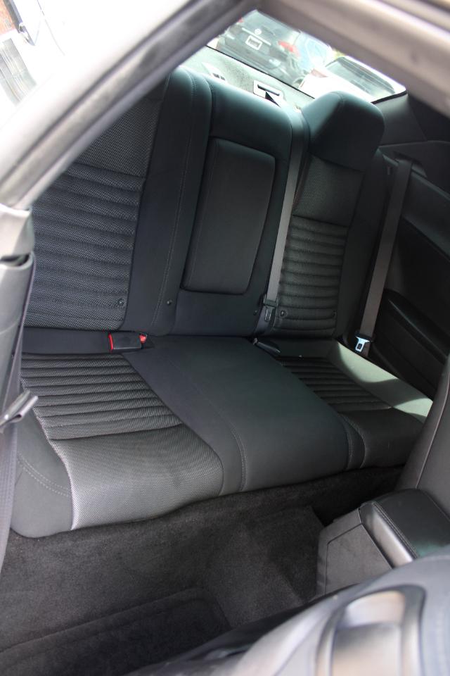Dodge Challenger 2dr Cpe SXT 2014