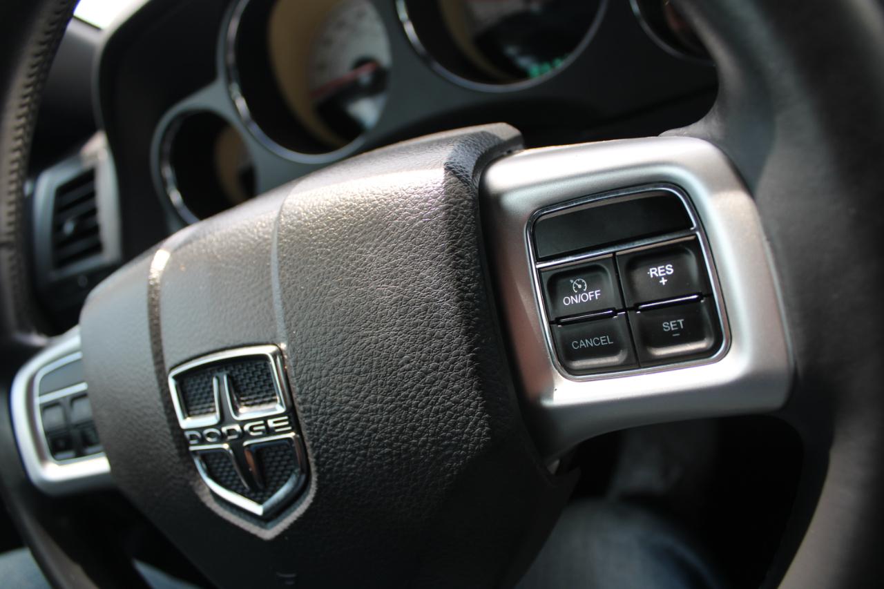 Dodge Challenger 2dr Cpe SXT 2014