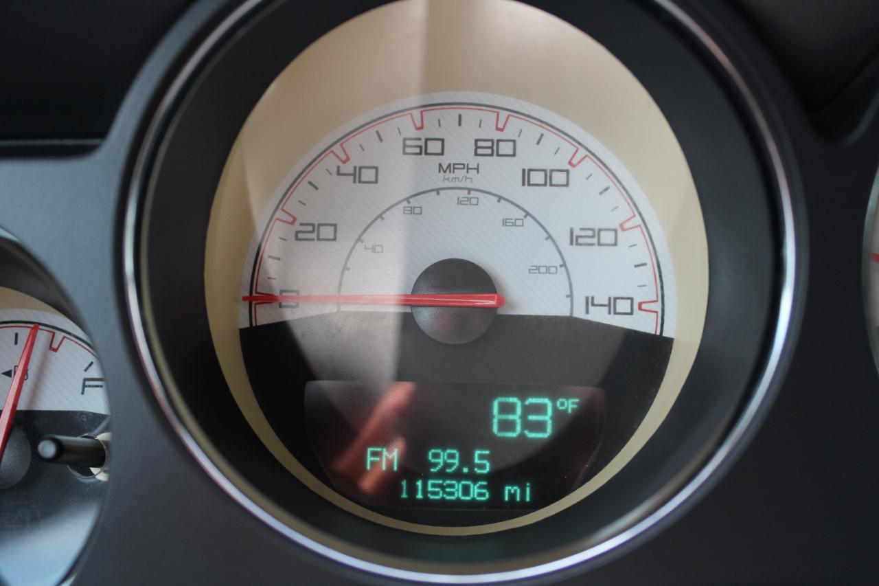 Dodge Challenger 2dr Cpe SXT 2014
