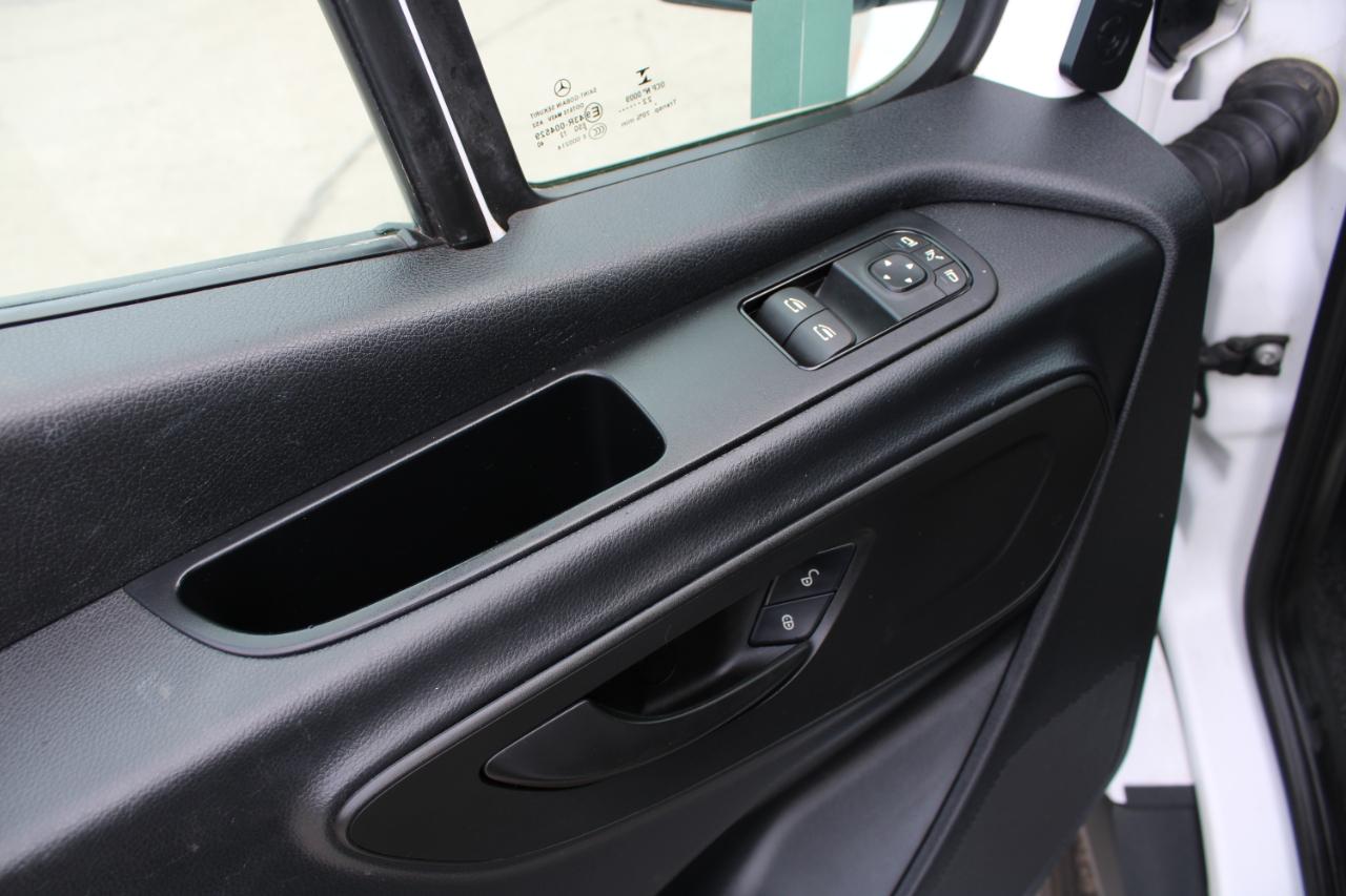 Mercedes-Benz Sprinter Cargo Van 2500 High Roof I4 Gas 170" RWD 2022