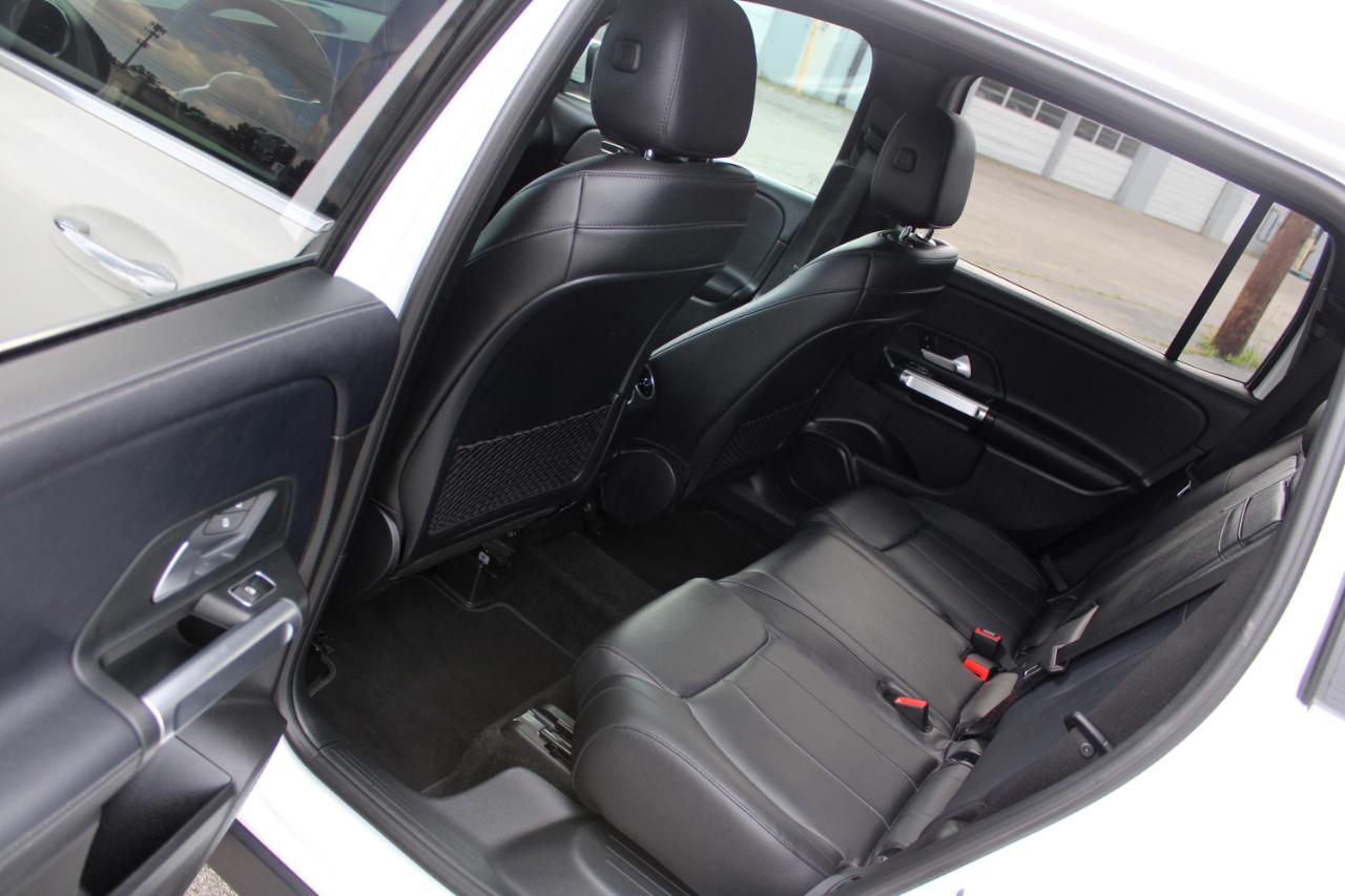 Mercedes-Benz GLB GLB 250 4MATIC SUV 2020