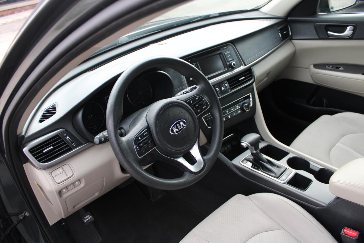 Kia Optima 4dr Sdn LX 2016
