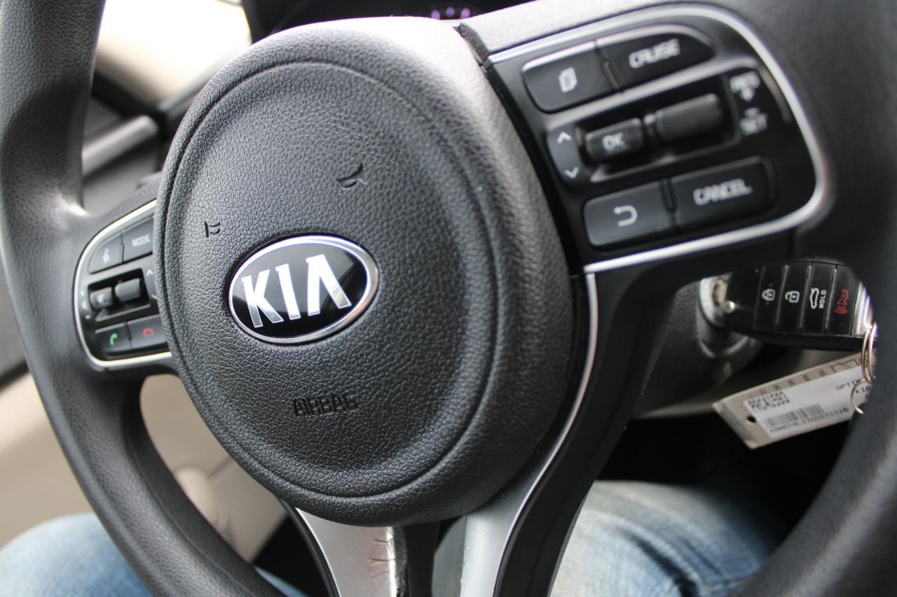 Kia Optima 4dr Sdn LX 2016
