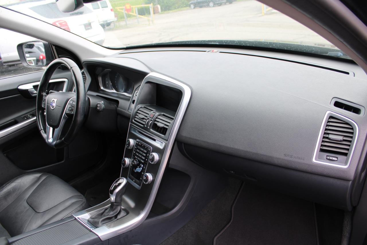 Volvo XC60 2015.5 FWD 4dr T5 Drive-E Premier 2015
