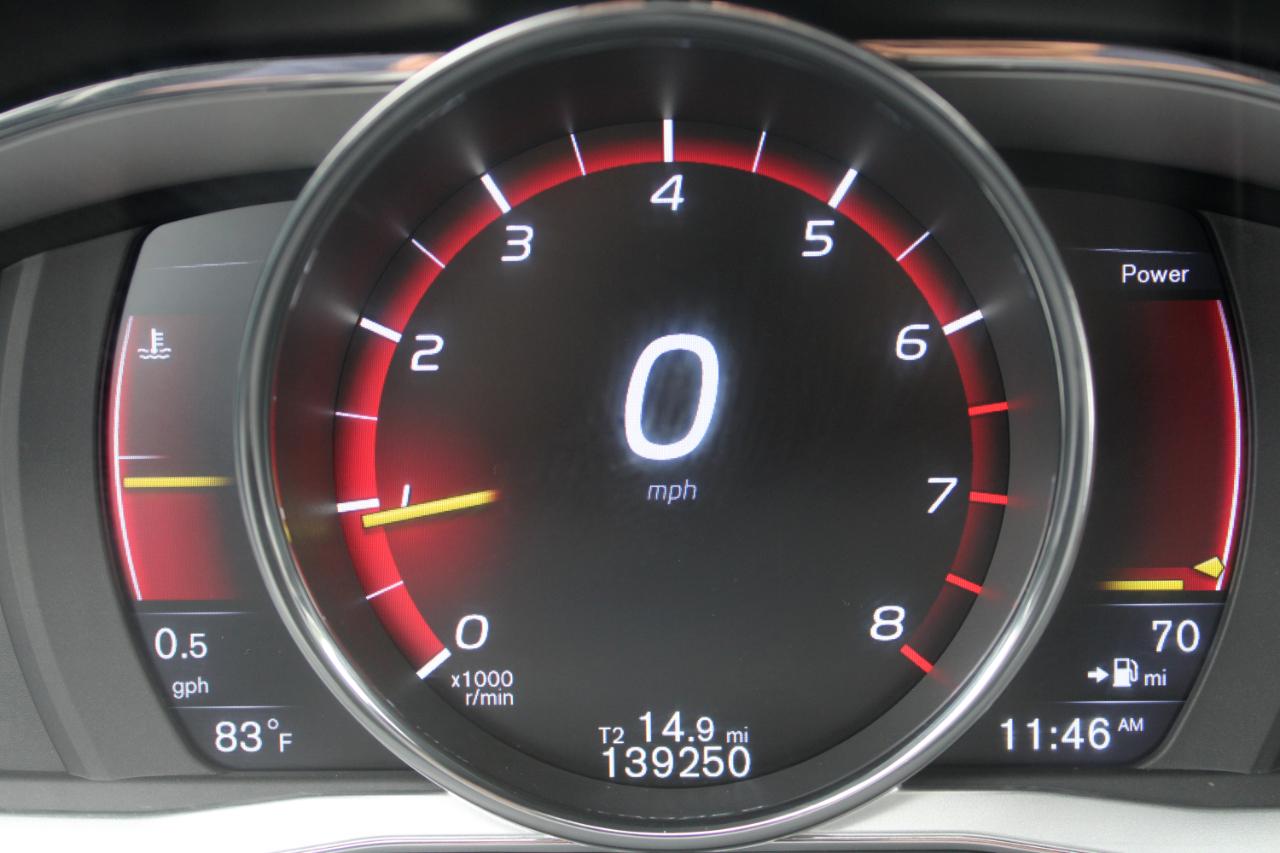 Volvo XC60 2015.5 FWD 4dr T5 Drive-E Premier 2015
