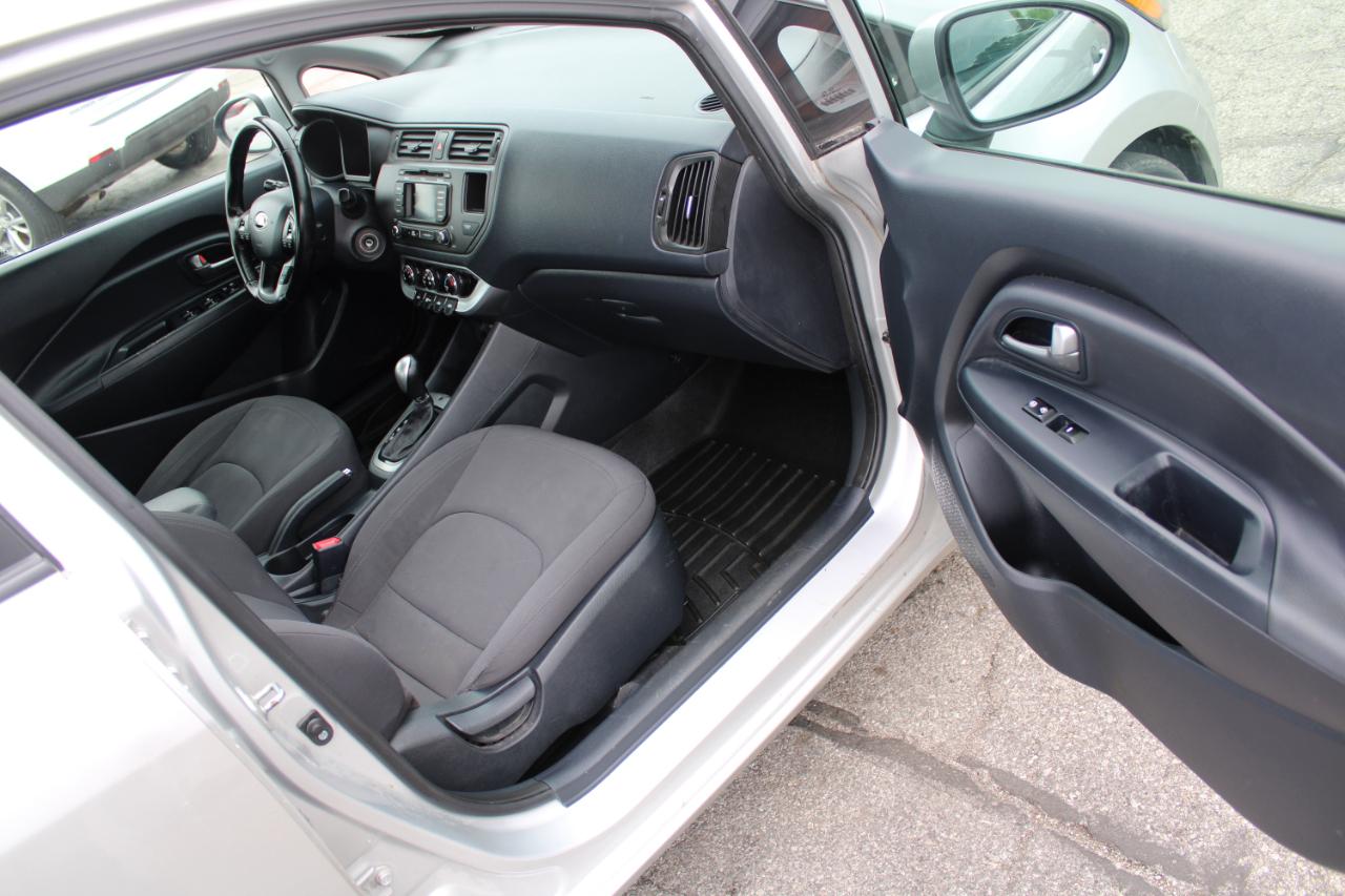 Kia Rio 4dr Sdn Auto EX 2015