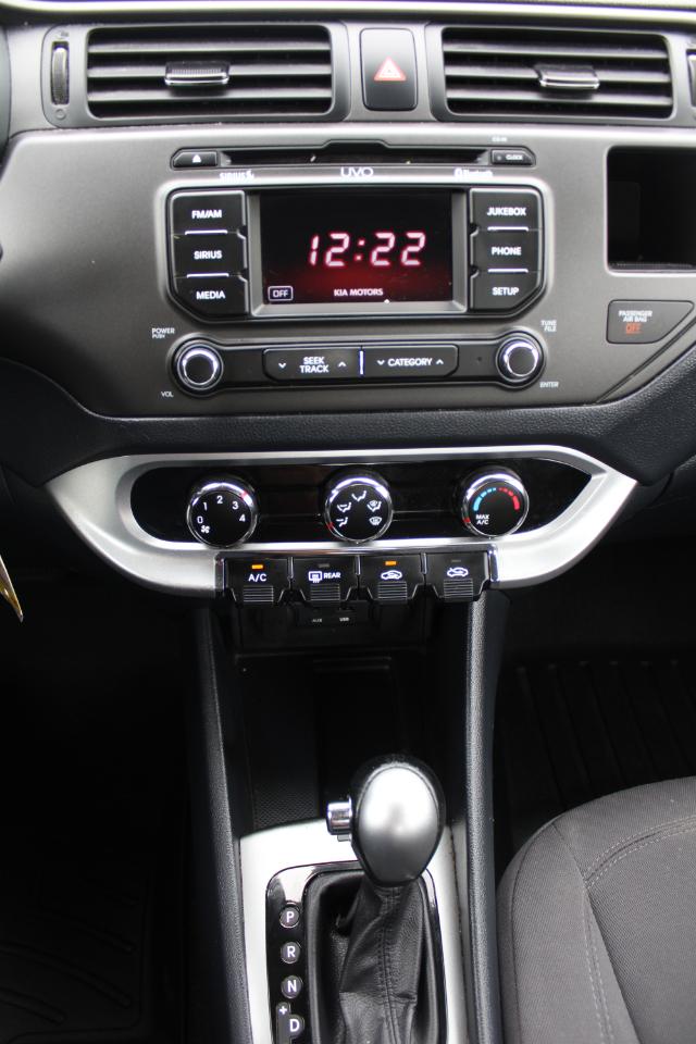 Kia Rio 4dr Sdn Auto EX 2015