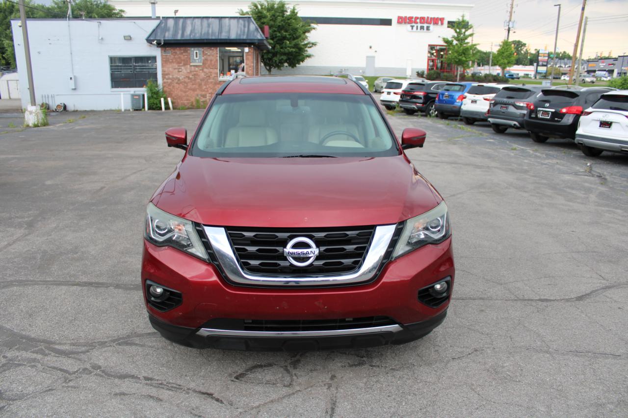 Nissan Pathfinder 4x4 Platinum 2017