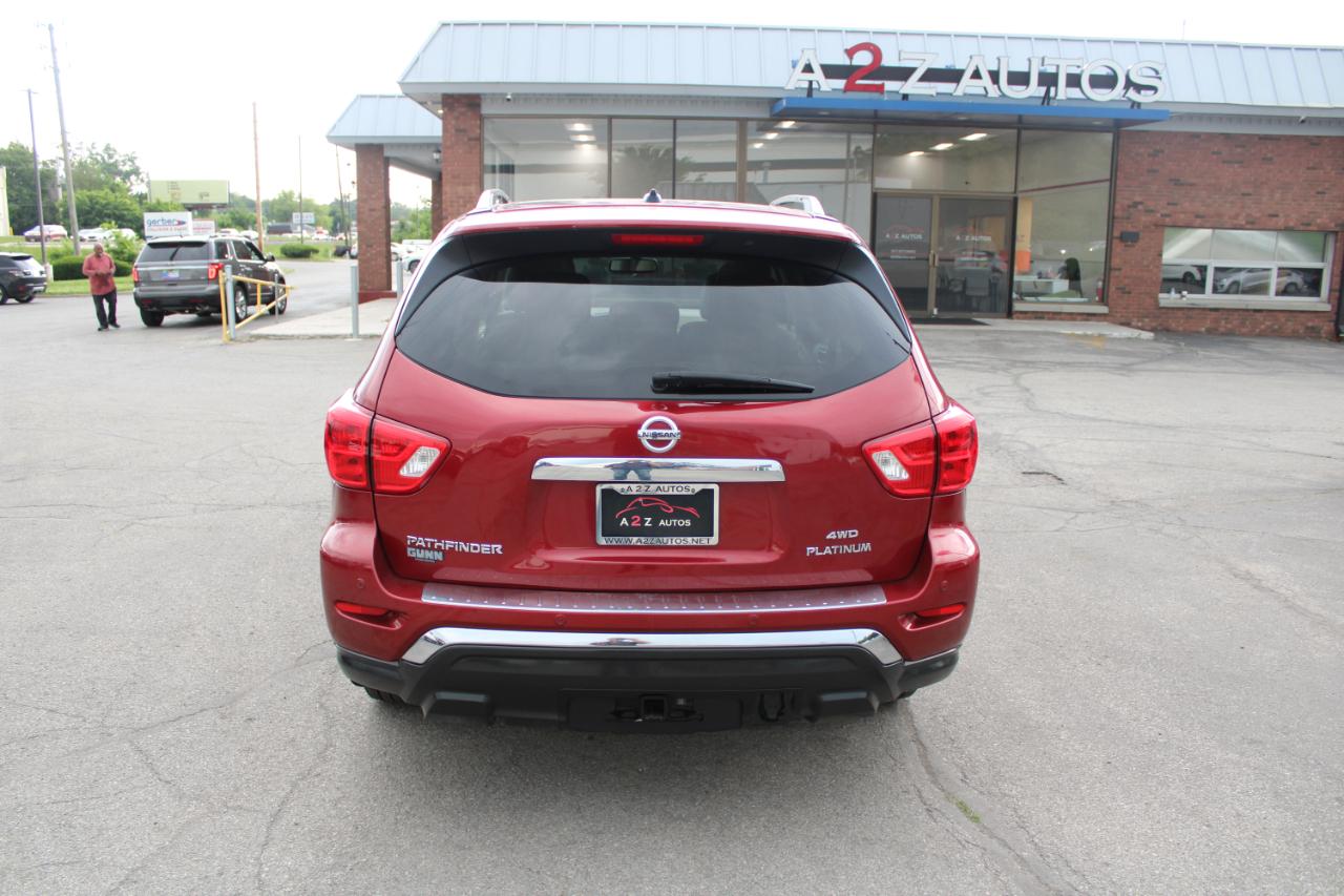 Nissan Pathfinder 4x4 Platinum 2017