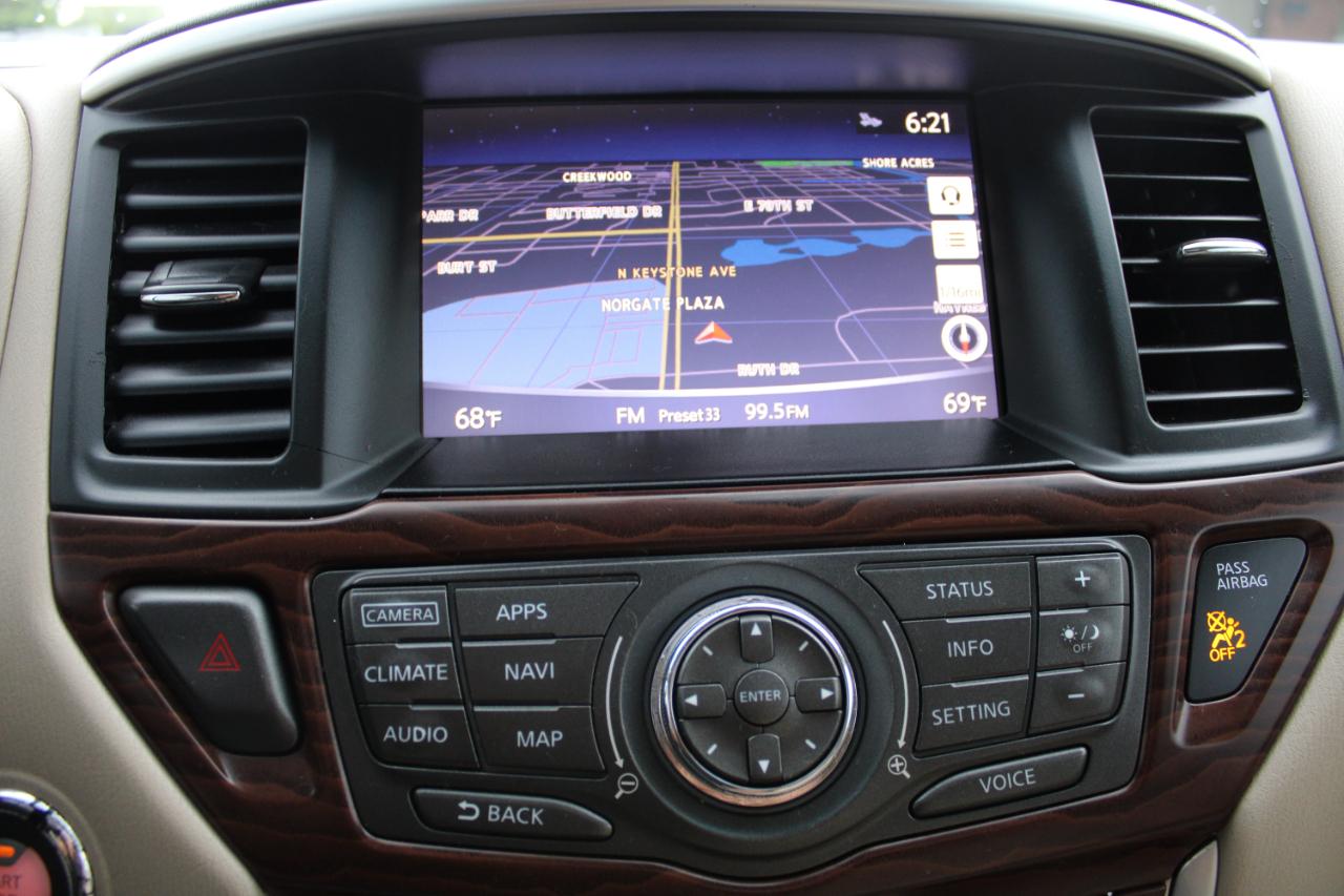 Nissan Pathfinder 4x4 Platinum 2017