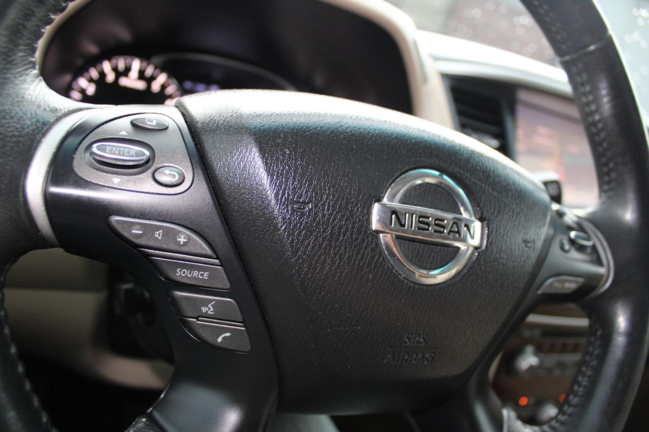 Nissan Pathfinder 4x4 Platinum 2017