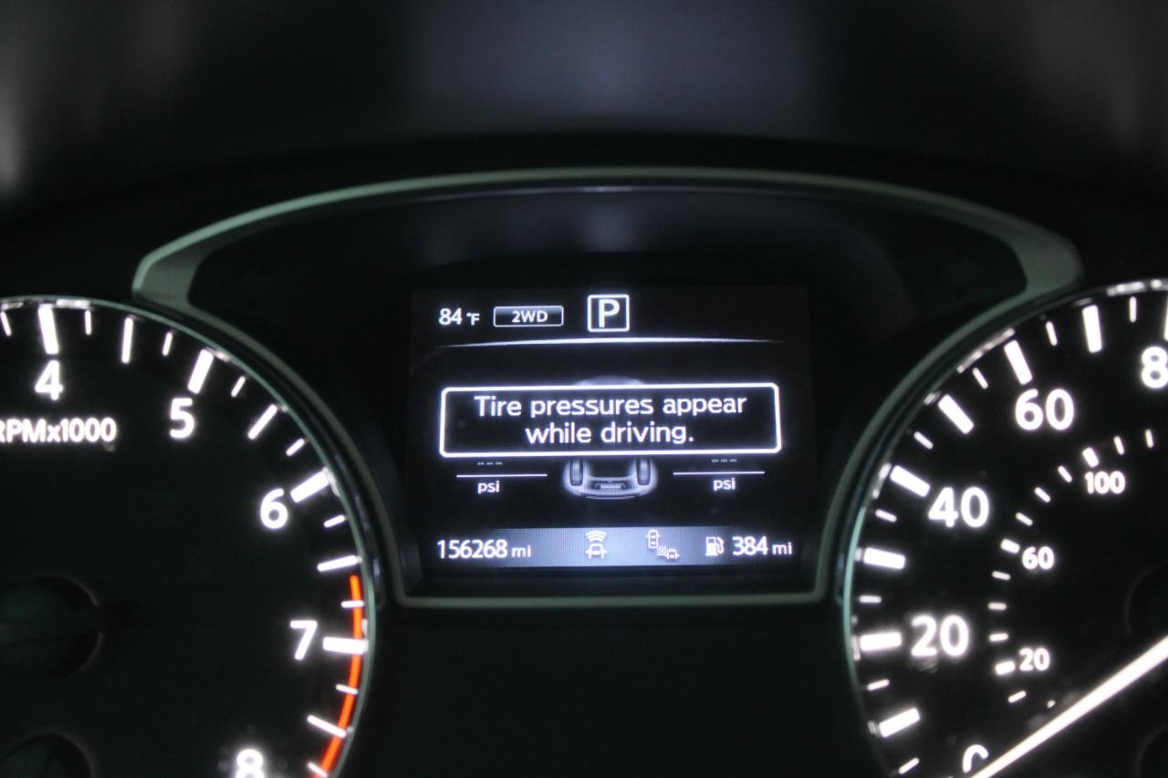 Nissan Pathfinder 4x4 Platinum 2017