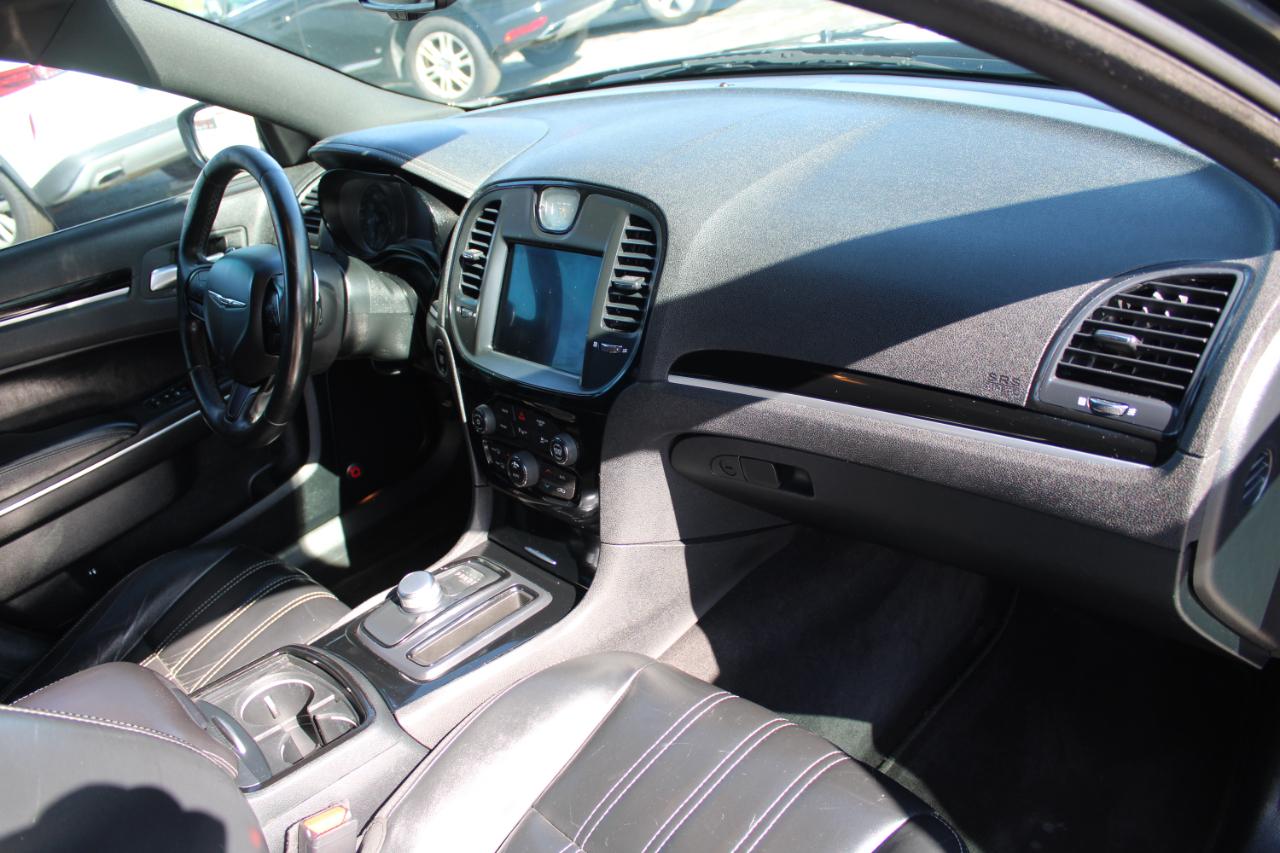 Chrysler 300 300S AWD 2018