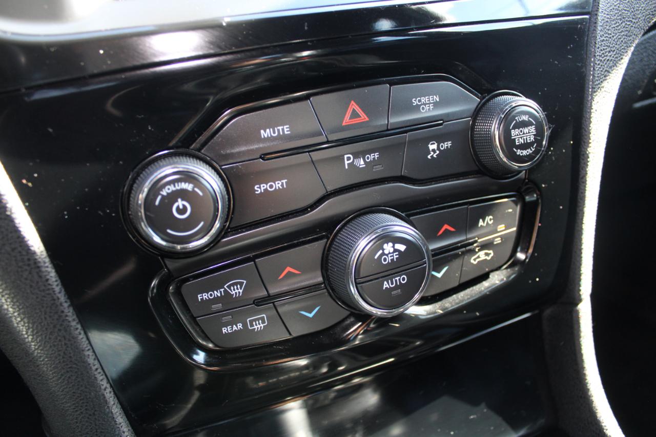 Chrysler 300 300S AWD 2018